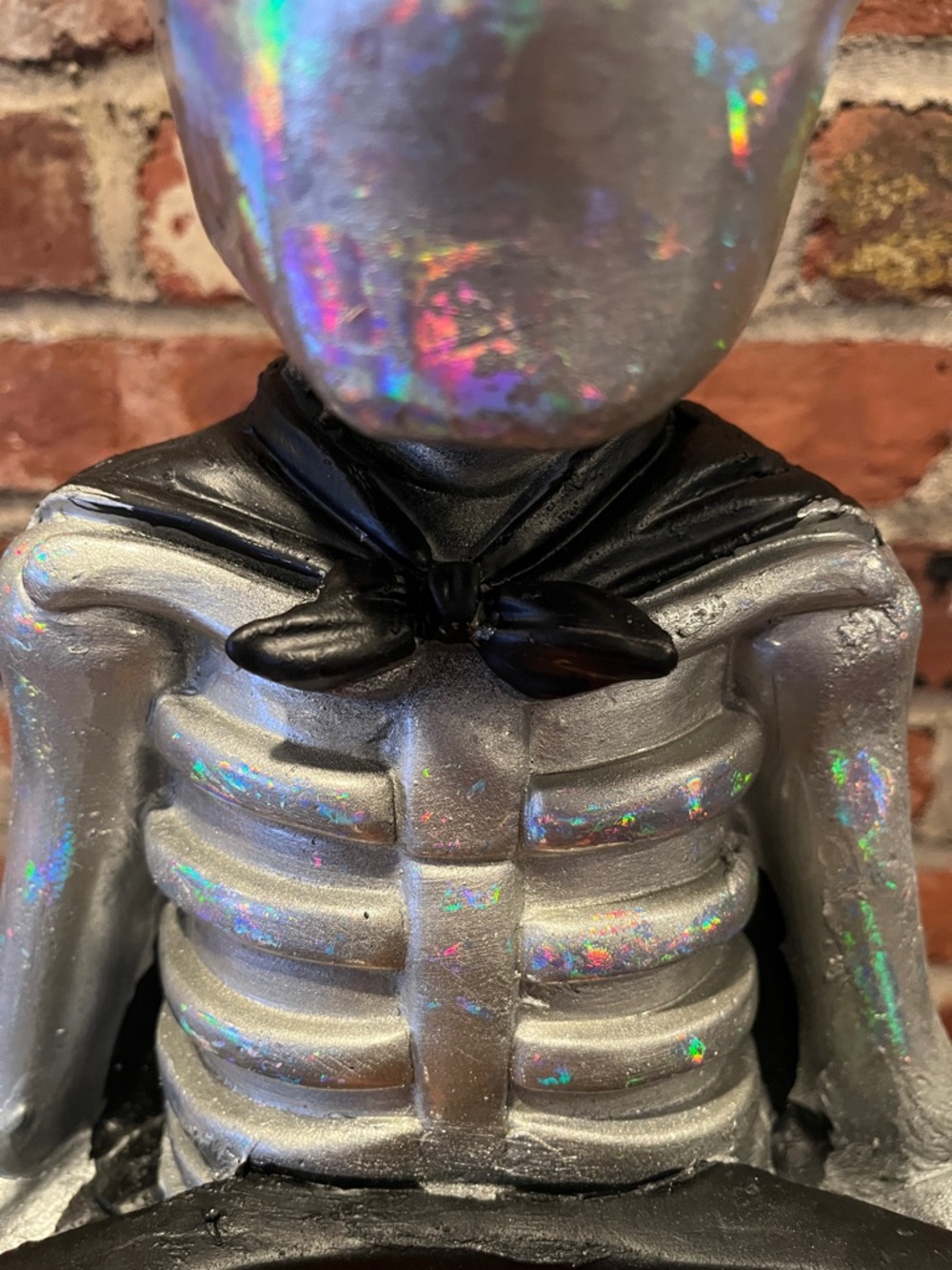 Holographic Silver Alien Skeleton Candy Holder - Holiday Decor - Picture 11 of 16
